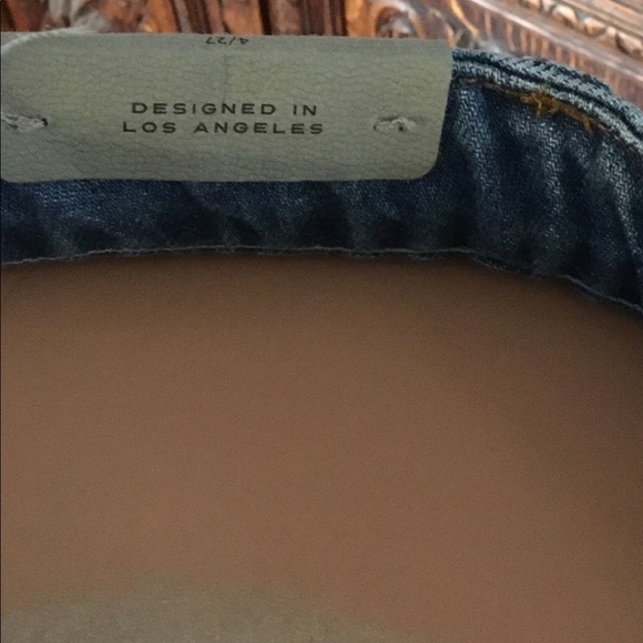 Jeans Liverpool - Picture 5 of 8